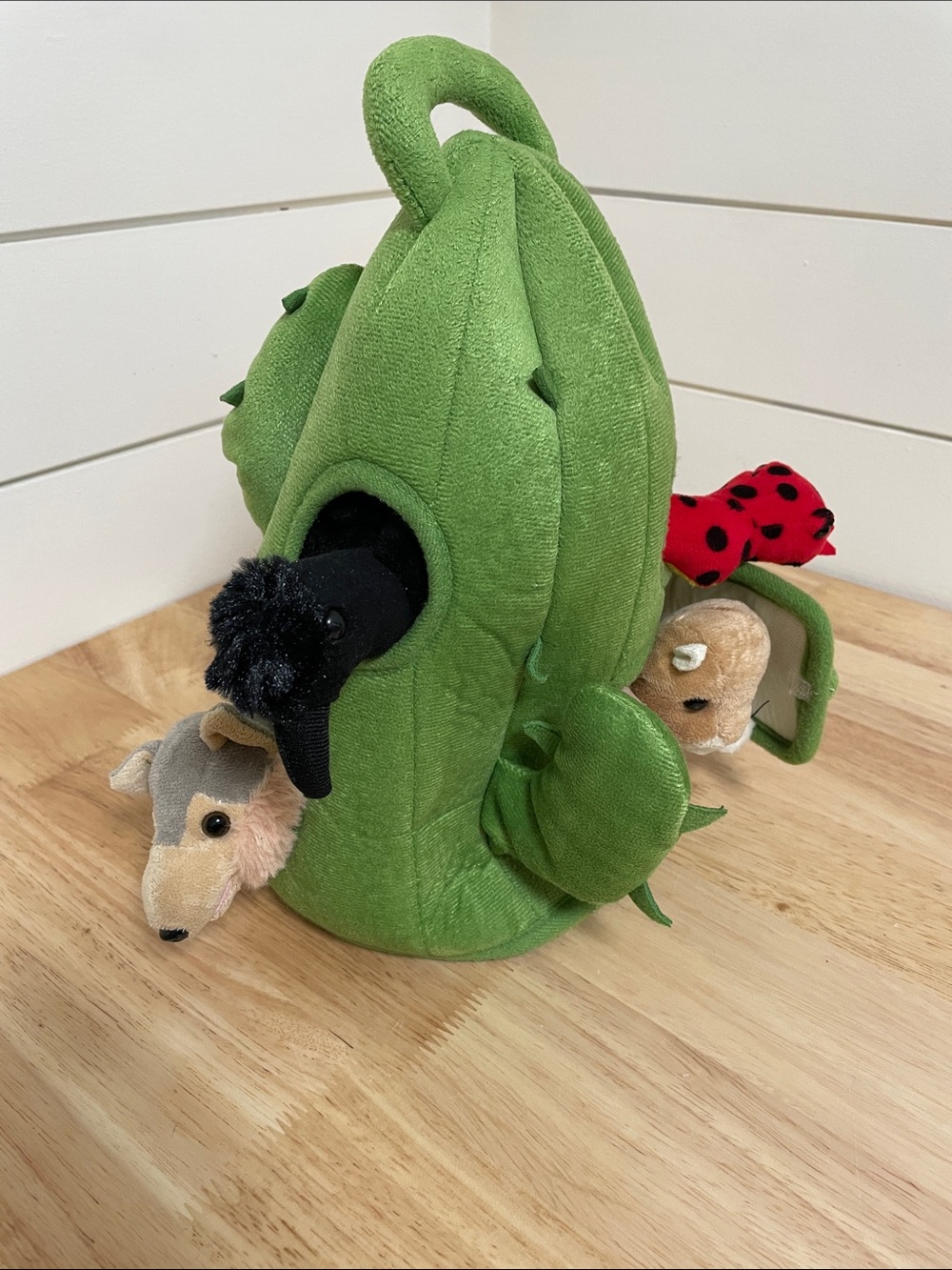 Cactus Plush Toy with 6 Desert Surprise Animal Friends